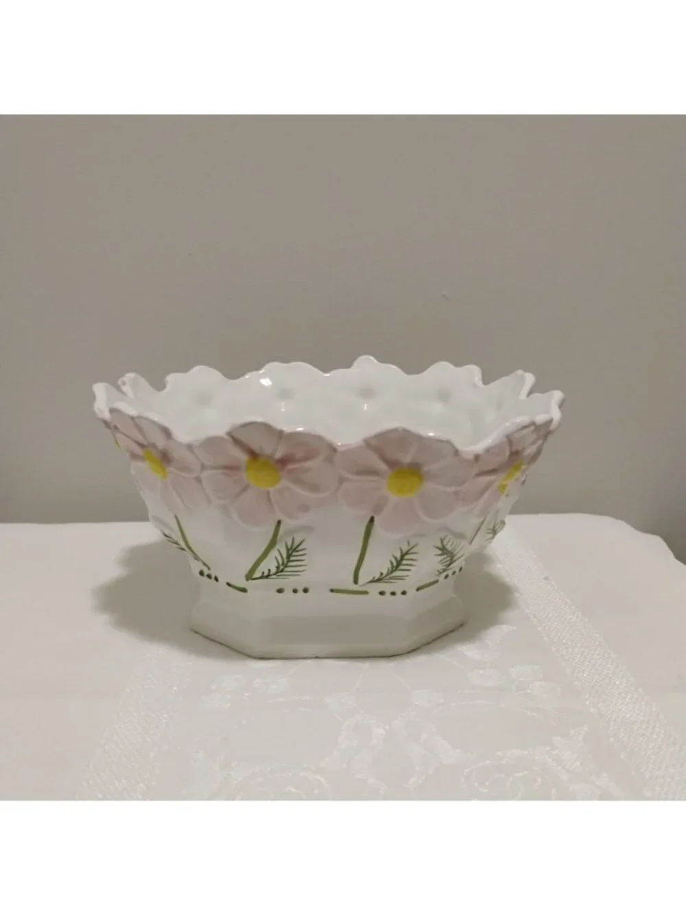 Vintage Portuguese Majolica Pink Daisy Ceramic Planter Cachepot Bowl Pot 8”